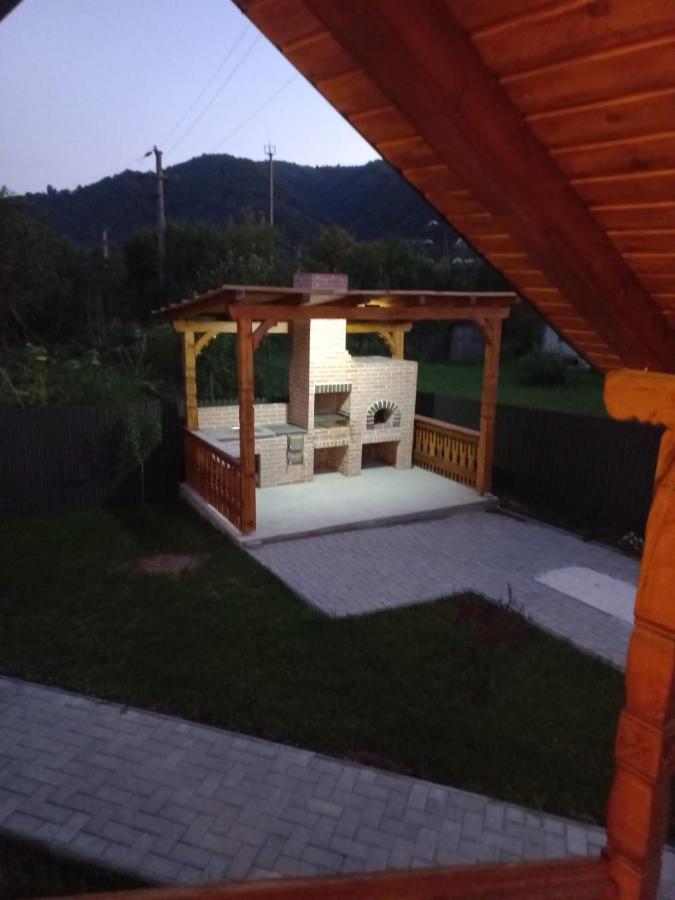 Casa Edy Villa Viseu de Sus Bagian luar foto